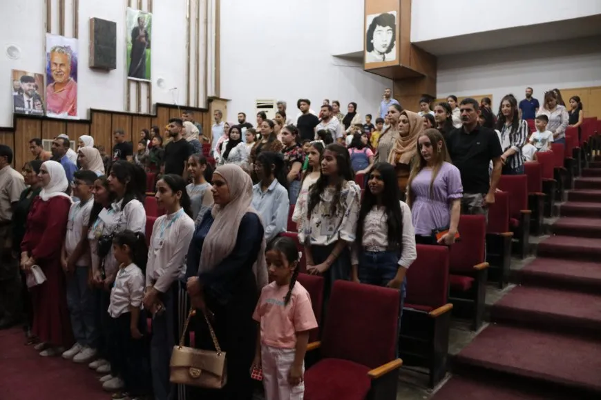10 zarokên di Olîmpiyada Artîmatîk de bi serketin hatin xelatkirin