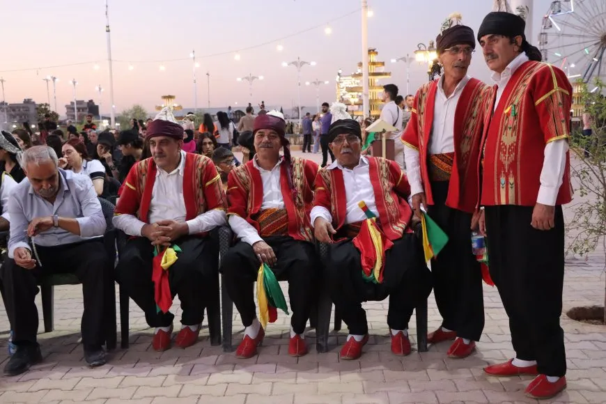 Festîvala Şehîd Ronahî Bawer a Govendê dest pê kir