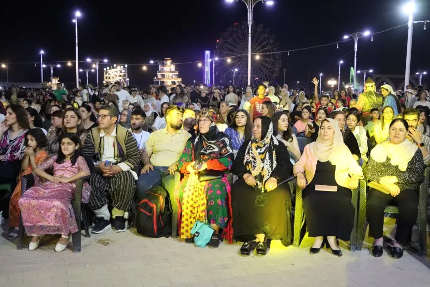 Festîvala Govendê didome; Rengîniya çandan li pêş e