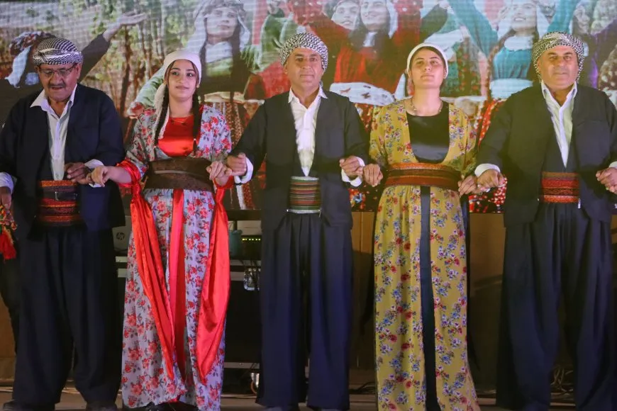 Festîvala Govendê didome; Rengîniya çandan li pêş e