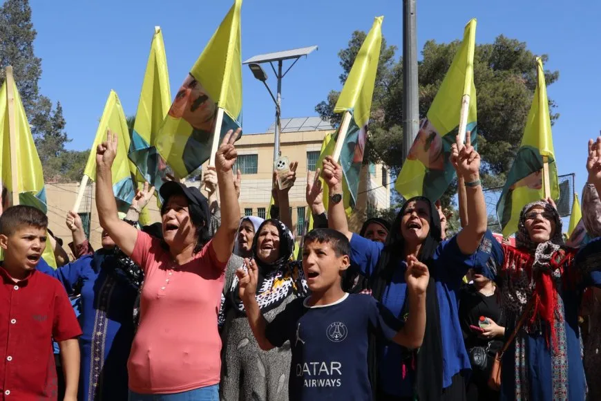 ‘Divê mafê hêviyê yê Rêber Apo bê dayîn’