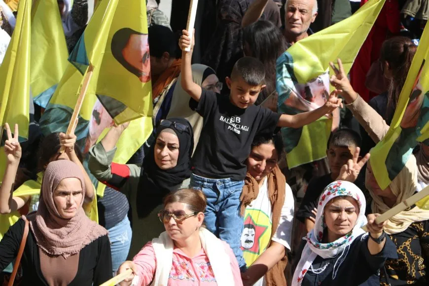 ‘Divê mafê hêviyê yê Rêber Apo bê dayîn’
