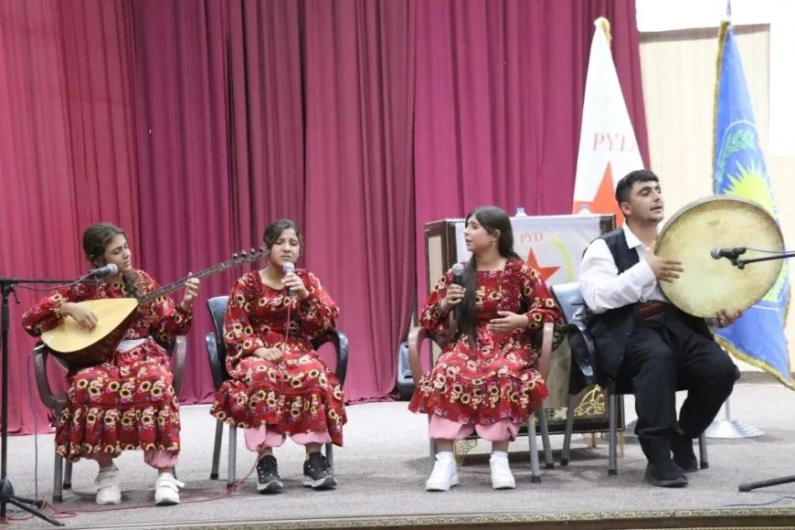 Li Teqbayê bi boneya salvegera PYD’ê şahî hate lidarxistin