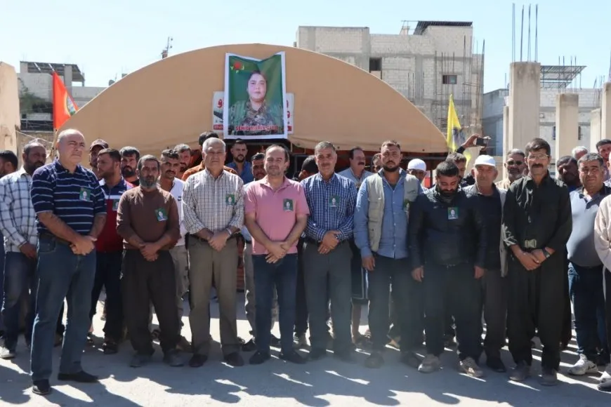Ji bo şervana YPJ`ê Nisrîn Çiya merasîma xiyabî