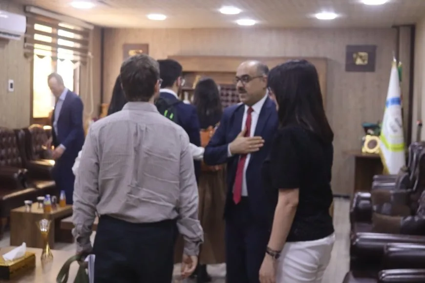  Şandeya Awstralyayê serdana Kombûna Jinan a Zenûbiya kir