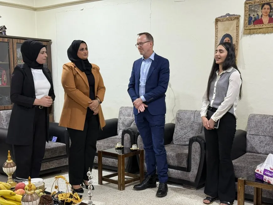  Şandeya Awstralyayê serdana Kombûna Jinan a Zenûbiya kir