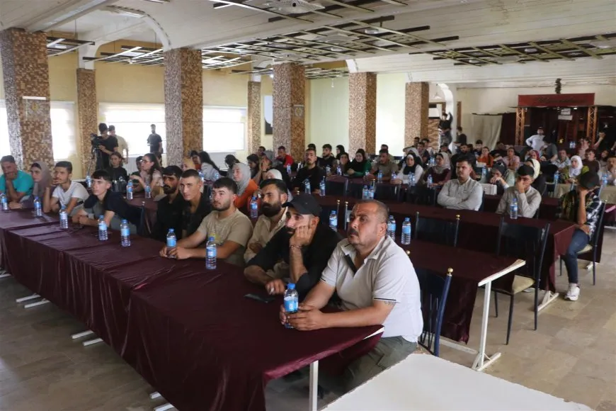 Tevgera Ciwanên Şoreşger 2 panêlan der barê azadî û sosyalîzmê de li dar xist