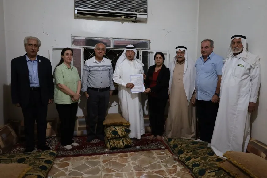 Şandeyê nameya Rêber Apo gihand şêxê Eşîra El Raşid