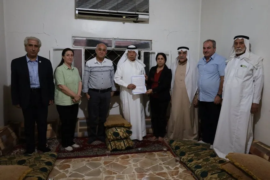 Şandeyê nameya Rêber Apo gihand şêxê Eşîra El Raşid
