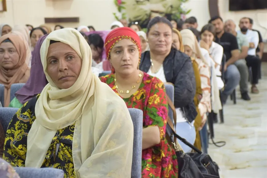 Li Dirbêsiyê konferansa komînan