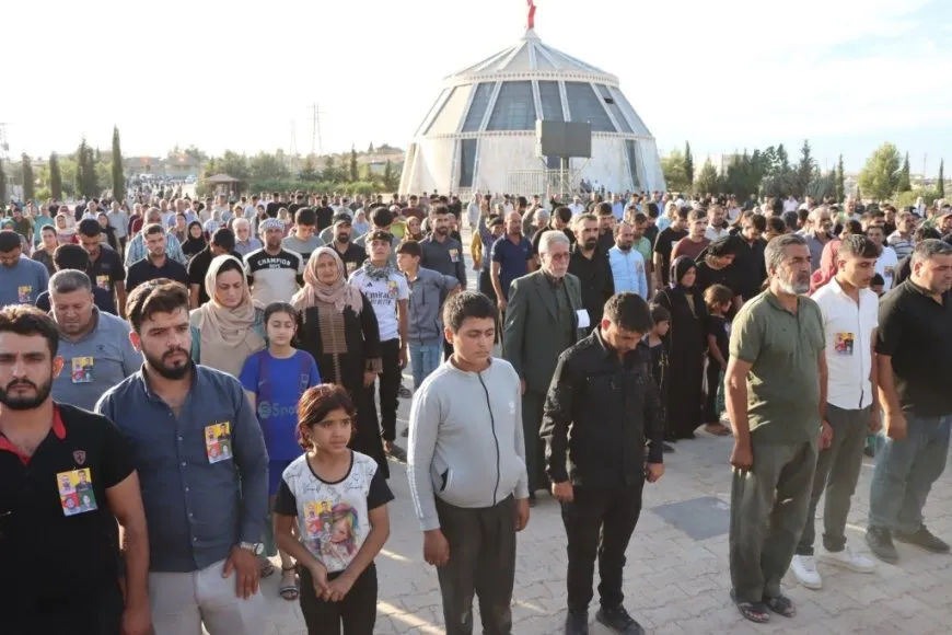 Li Kobanê merasîma oxirkirina şehîdekî û ji bo 3 şehîdan merasîma xiyabî
