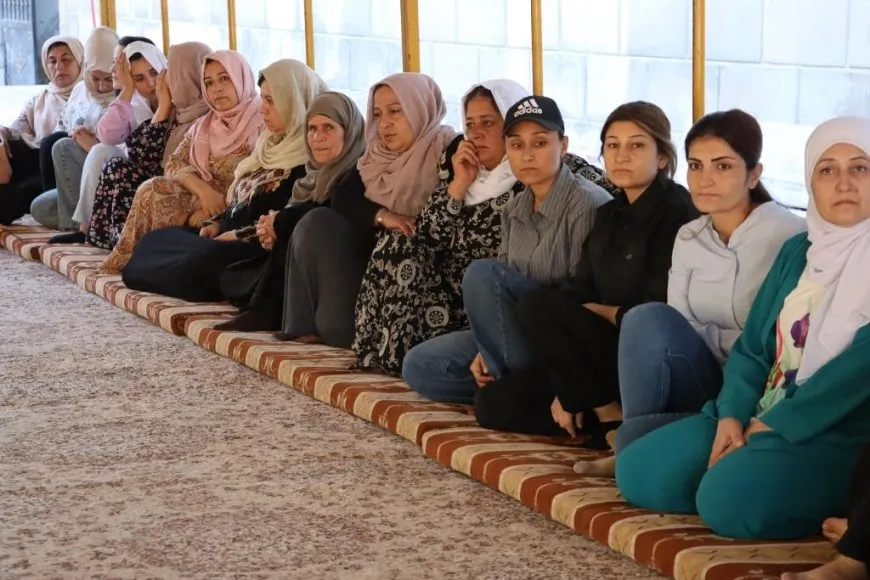 Gelê Firatê çûn serdana konên sersaxiyê şehîd Engîzek û Rustem