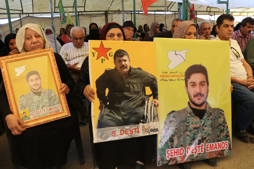 Ji bo 2 şehîdan merasîma sersaxiyê