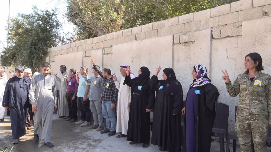 Xelkê Reqayê sersaxî da malbatên 4 şehîdan