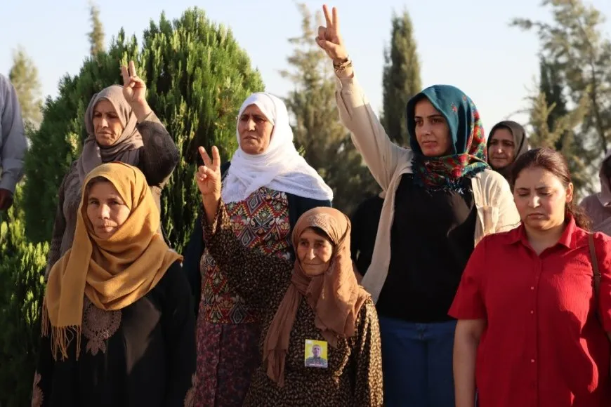 Bi merasîmekê şehîd Hesen hat oxirkirin