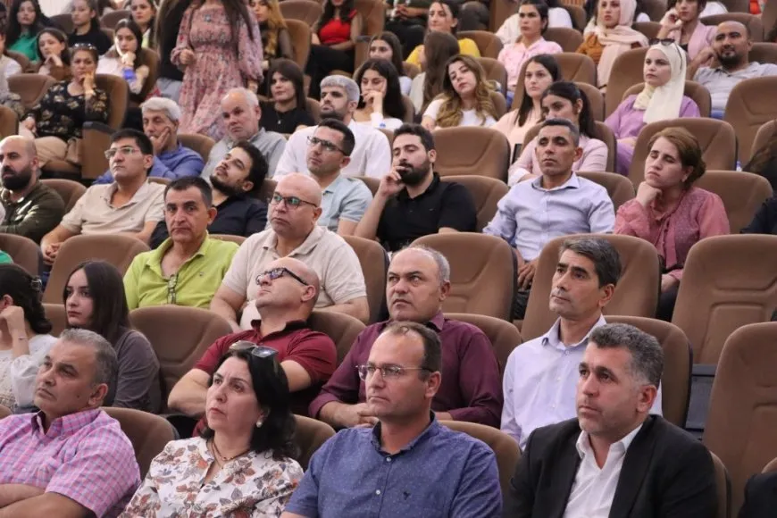 Zanîngeha Kobanê komxebata `Fêrkirin Weke Rahênana Azadiyê` li dar xist