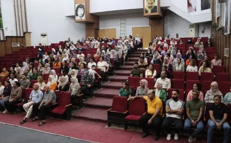  PYD’ê derbarê komploya navnetewî de ji gel re civîn li dar xist