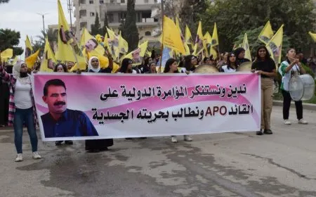 Şêniyên Tebqa û Reqayê komplo şermezar kir