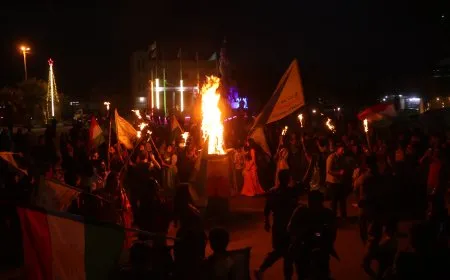 Şêniyên Amûdê li dijî biryara hikûmetê Newroz pîroz kir