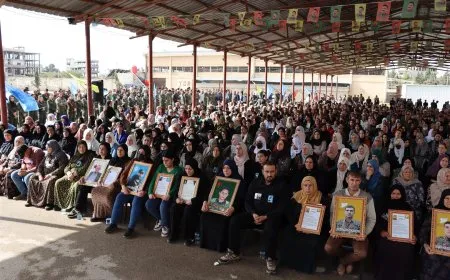 Seraxî ji malbatên şehîdan re xwestin