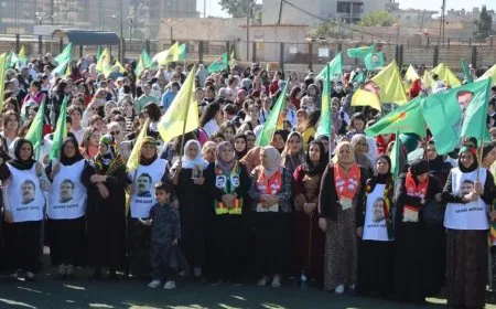 Bi hezaran jinên 8 bajarên kantona Cizîrê ji Rêber Apo re azadî xwestin