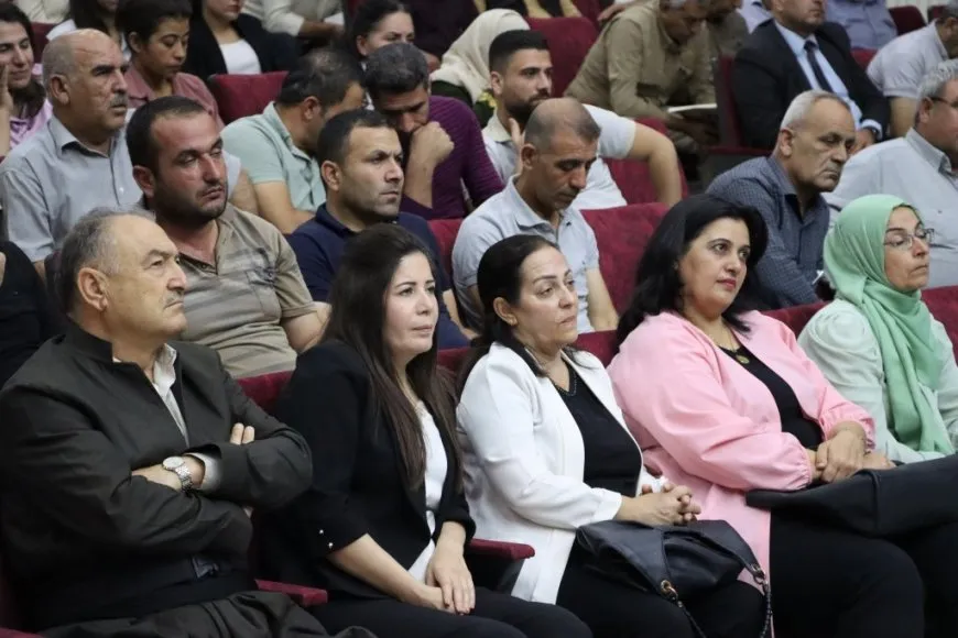 Akademiya Zanistên Civakî ya Rêber Abdullah Ocalan komxebatek li dar xist