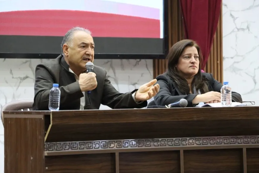 Akademiya Zanistên Civakî ya Rêber Abdullah Ocalan komxebatek li dar xist