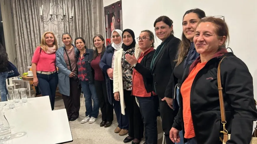 Şandeya jinan li Swîsreyê hevdîtinên xwe dewam dike