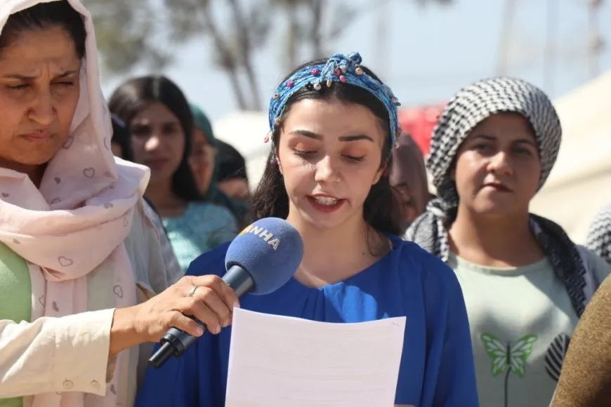 Bi boneya Roja Cîhanê ya Mamosteyan çalakî