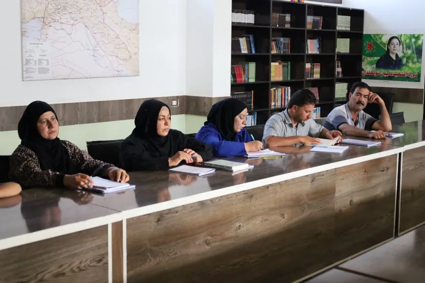Ji bo saziyên civakî dewreya perwerdeyê