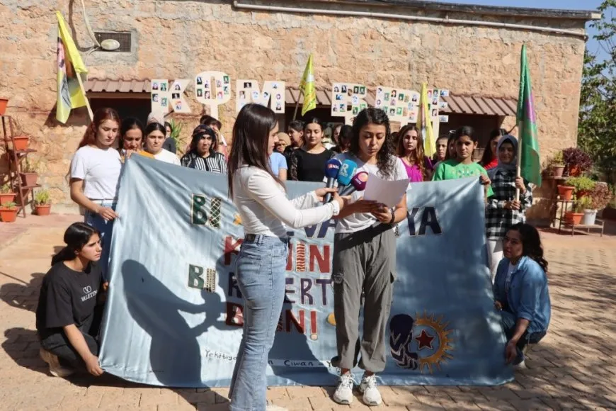 Yekitiya Jinên Ciwan kampanyaya ‘Kom Bibe’ da destpêkirin