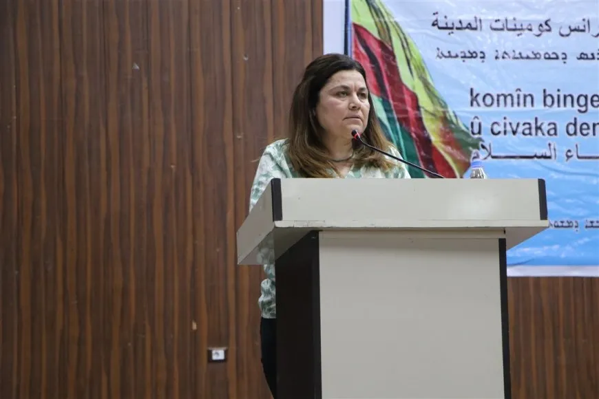Li Hesekê konferansa 1'emîn a komînan hate lidarxistin