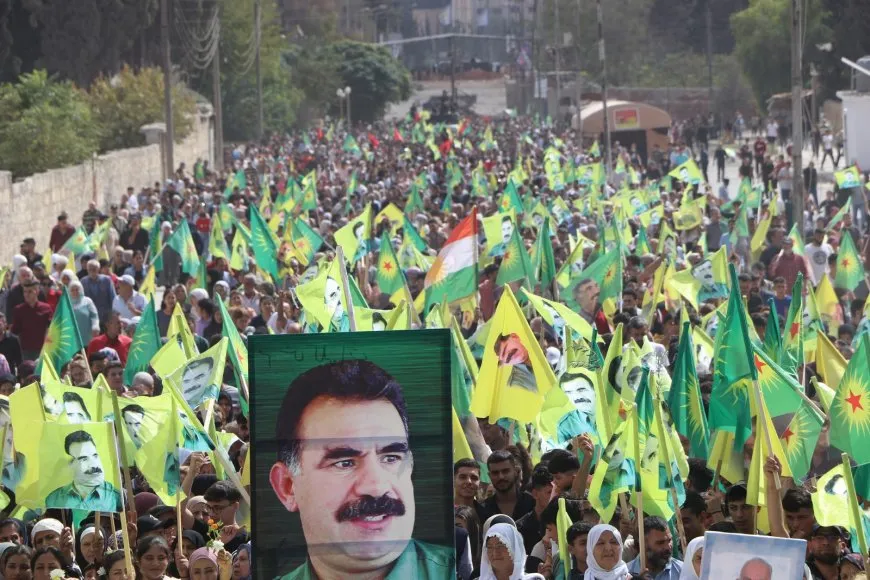 Bi hezaran şêniyên Helebê azadiya Rêber Abullah Ocalan xwest