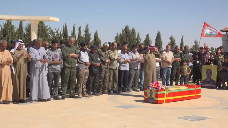 Ji bo şehîd Têkoşer û Sîdar merasîmek hat lidarxist