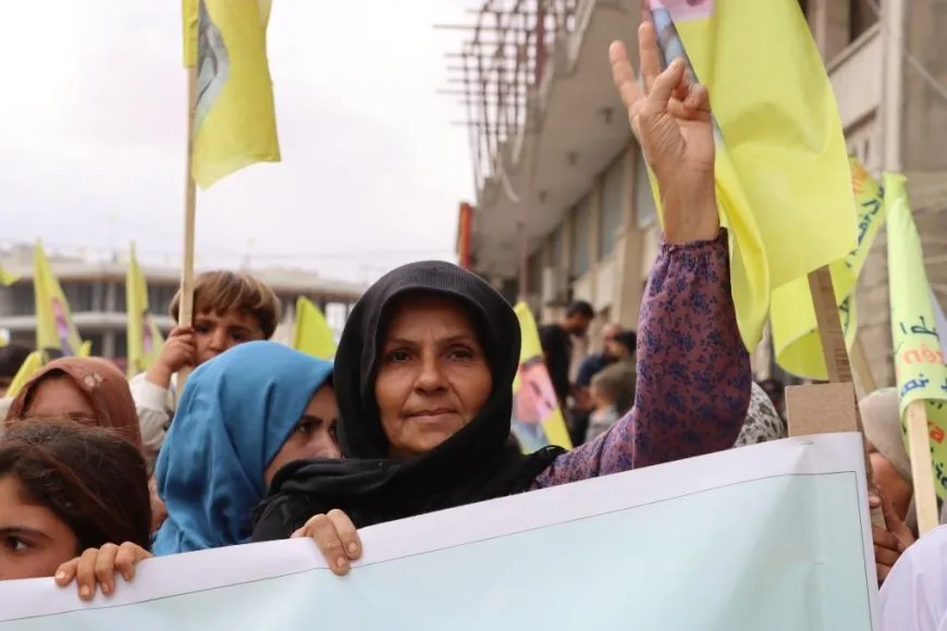 Gelê kantona Firatê li dijî komployê herikî qadan