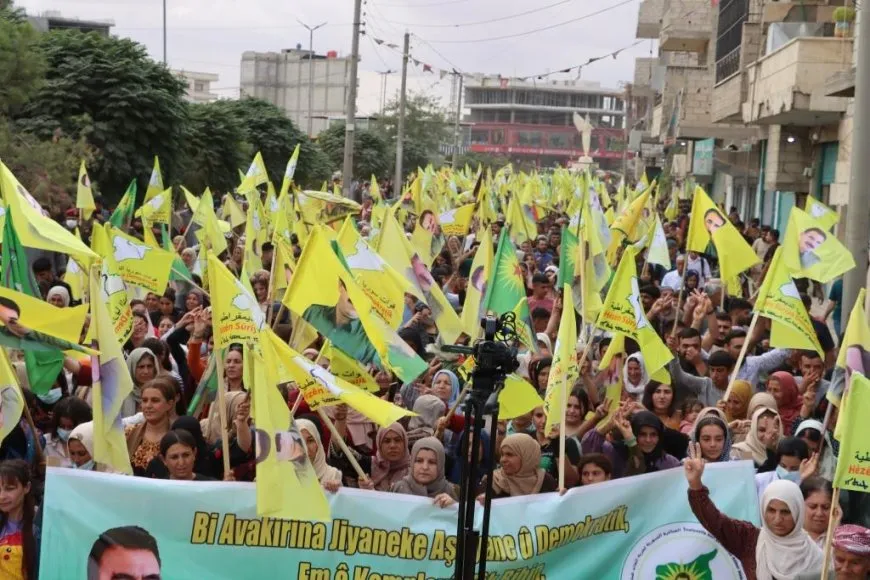 Gelê kantona Firatê li dijî komployê herikî qadan