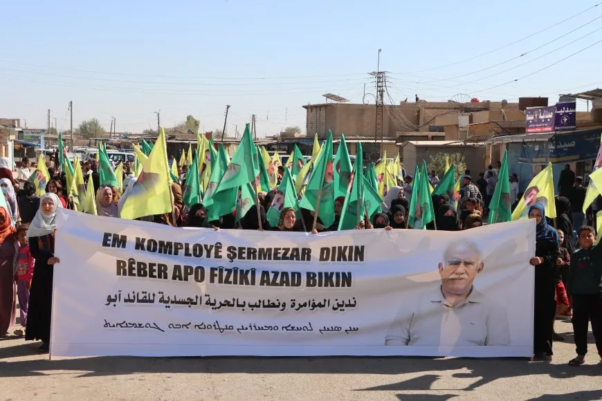 Bi hezaran kesî got ‘Bê Serok jiyan nabe’