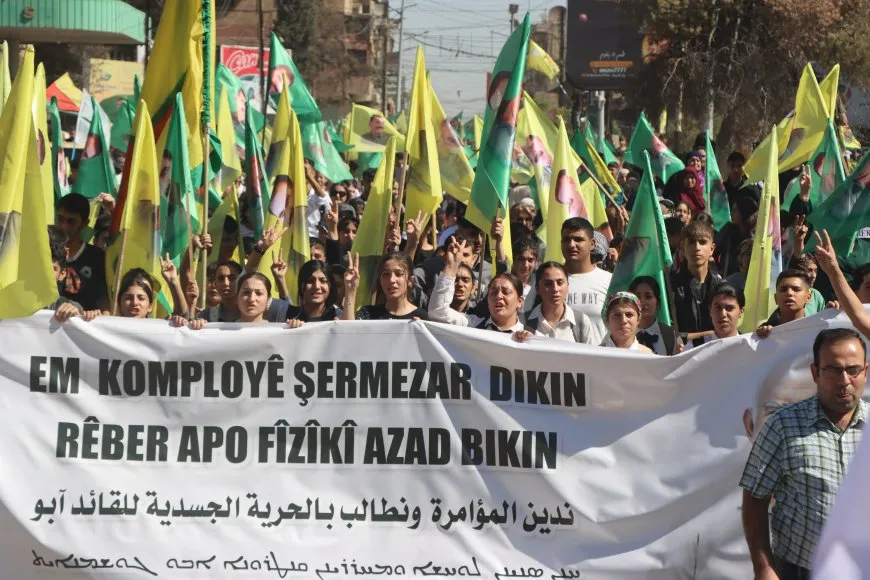Bi hezaran kesî got ‘Bê Serok jiyan nabe’