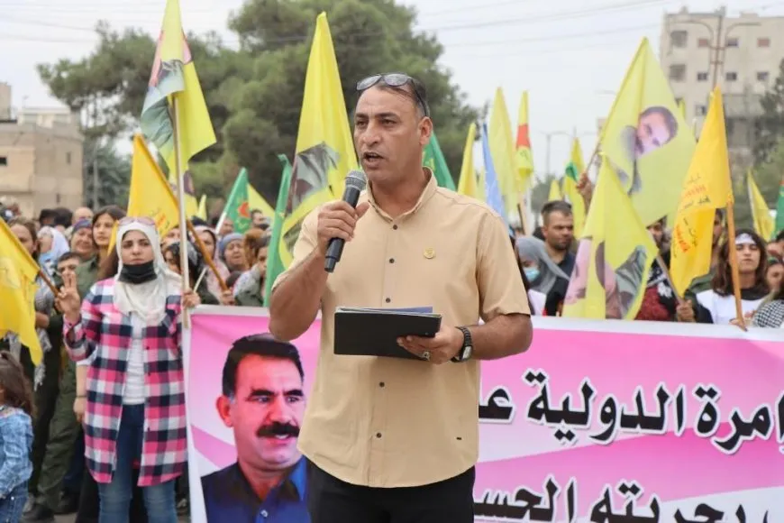 Şêniyên Tebqa û Reqayê komplo şermezar kir