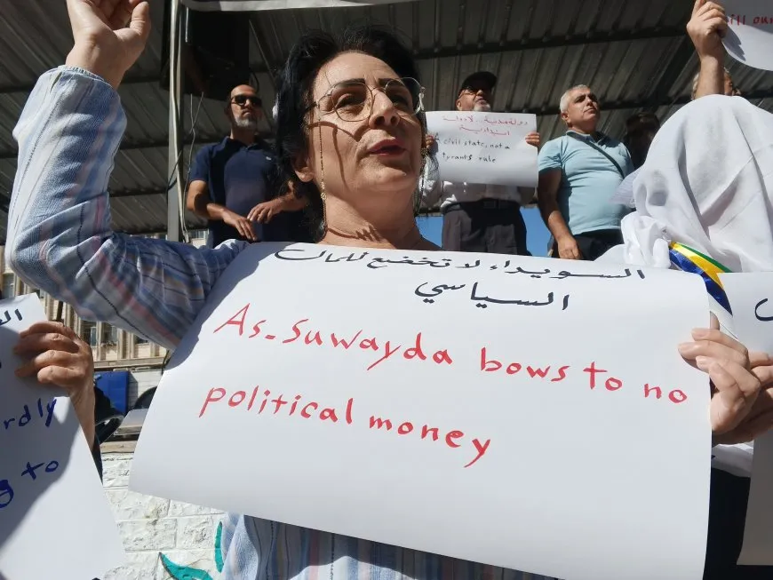 Ji xwepêşandanên li Siwêdayê peyamên piştgirî û hevgirtinê