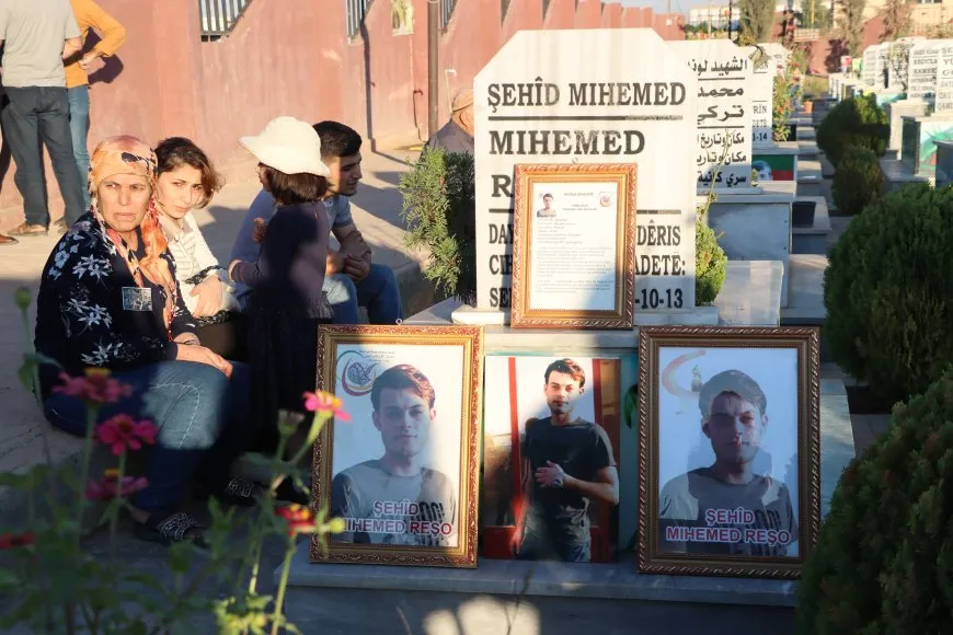 Li Qamişloyê şehîdên ragihandina azad hatin bibîranîn