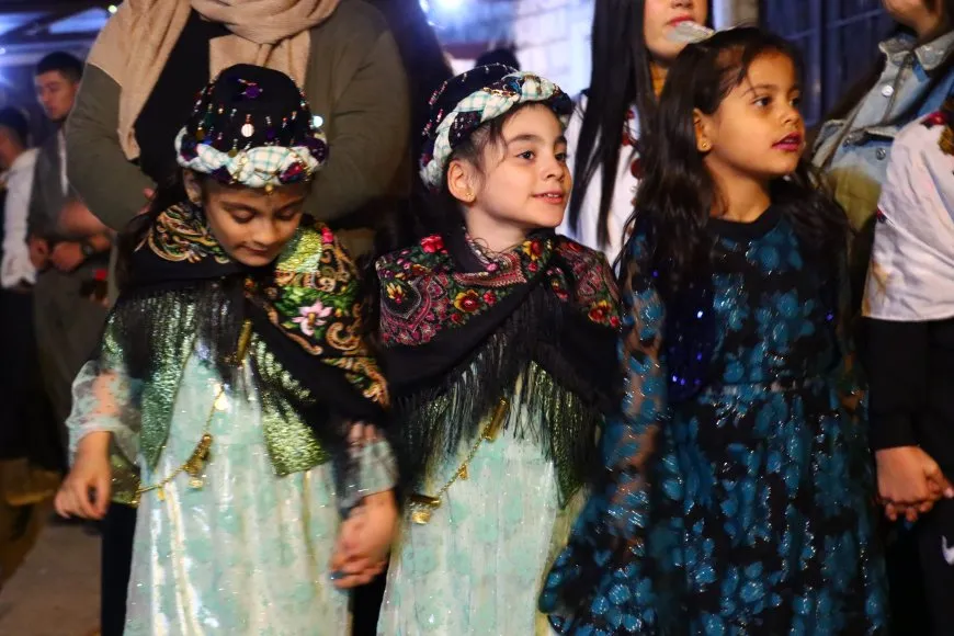 Li Qamişloyê ji bo bersivdana biryara hikumetê agirê Newrozê hat pêxistin