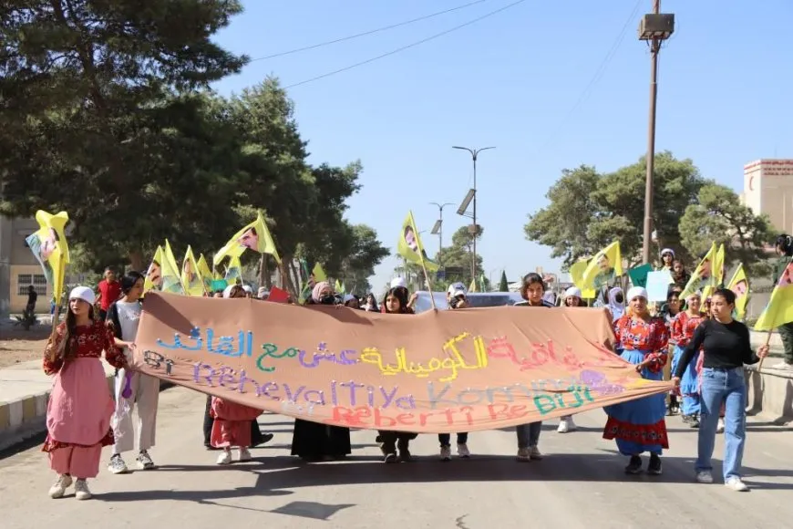Bi meşekê piştgirî dan banga aştiyê ya Rêber Abdullah Ocalan