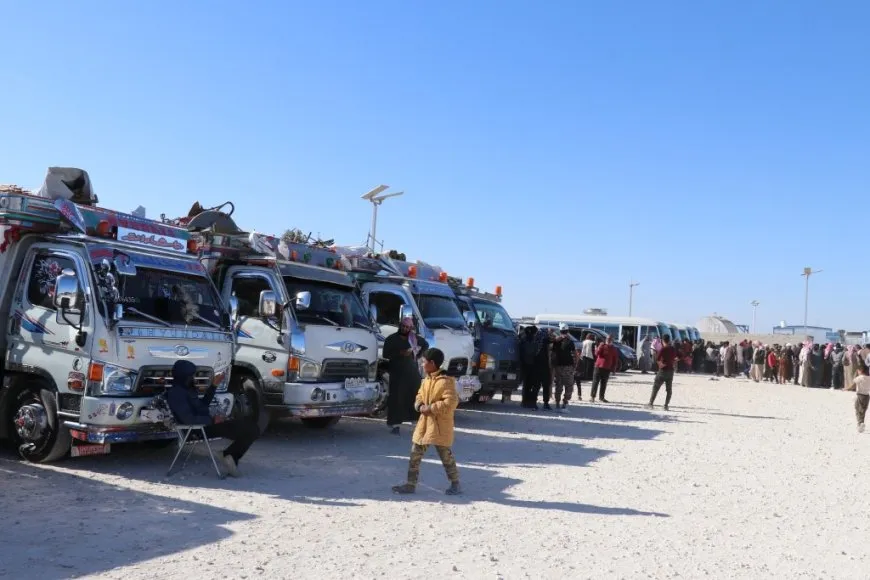 28 malbatên li kampa Mehmûdlî ber bi hundirê Sûriyeyê ve hatin rêkirin