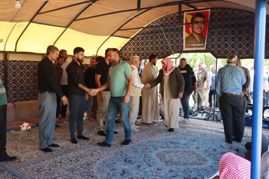 Sersaxî dan malbata şehîd Sabrî Kobanê