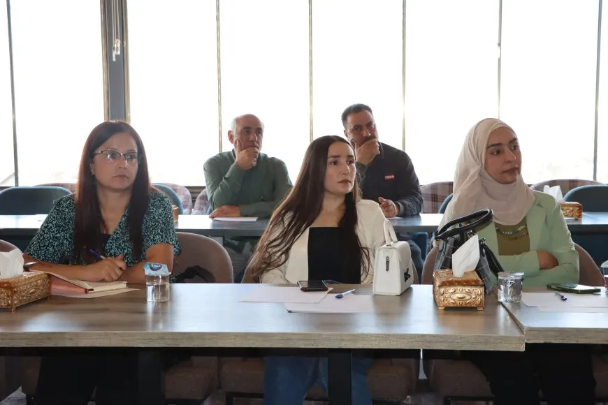 Li Qamişloyê tundrawî û bandora Îslamê li ser gelan hat nîqaşkirin  