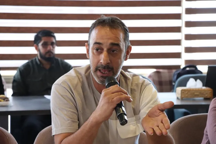 Li Qamişloyê tundrawî û bandora Îslamê li ser gelan hat nîqaşkirin  
