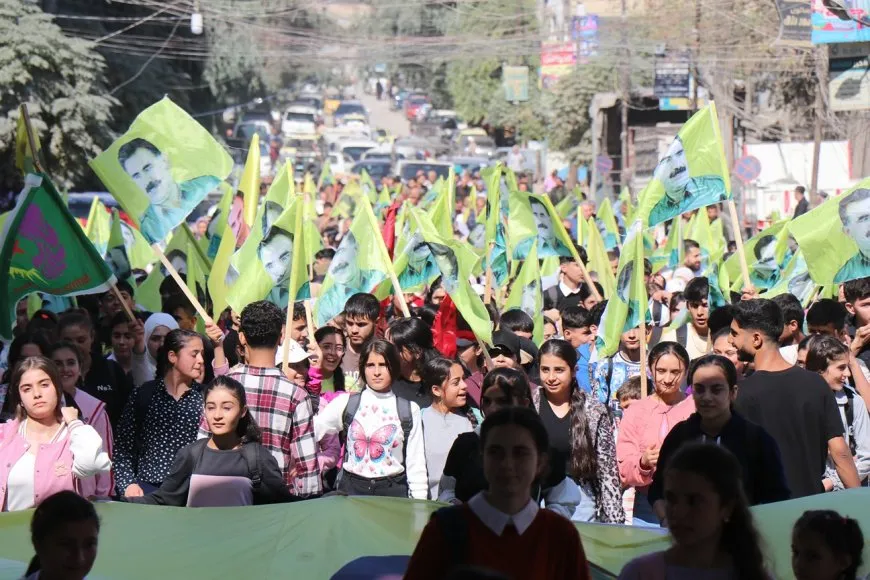Jinên Ciwan ên  Helebê azadiya fîzîkî ya Rêber APO xwestin