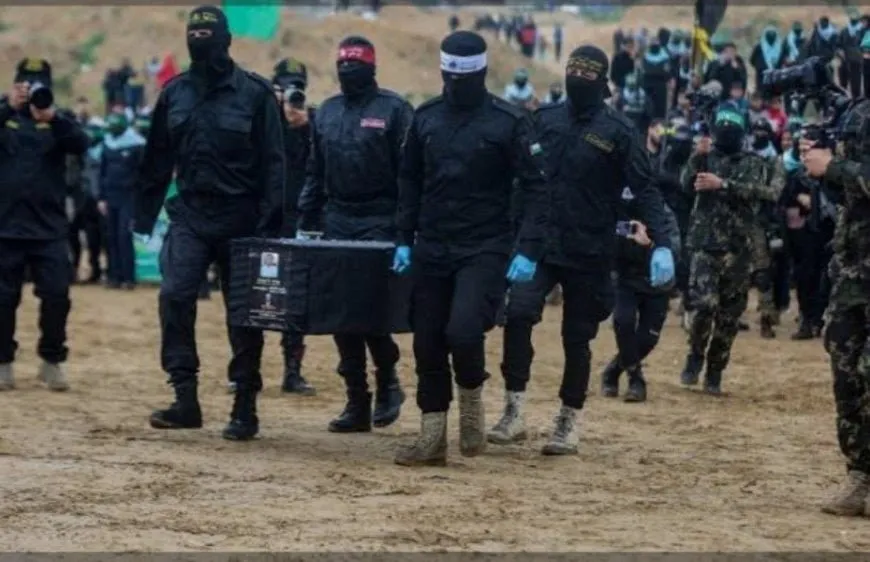 Piştî rageşiyê "El Qesam" ragihand ku cenazeyê Îsraîliyekî dîtiye