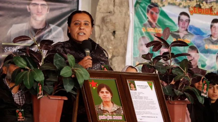Ji bo şervana YPJ’ê Çiya Hozan merasîm hat lidarxistin